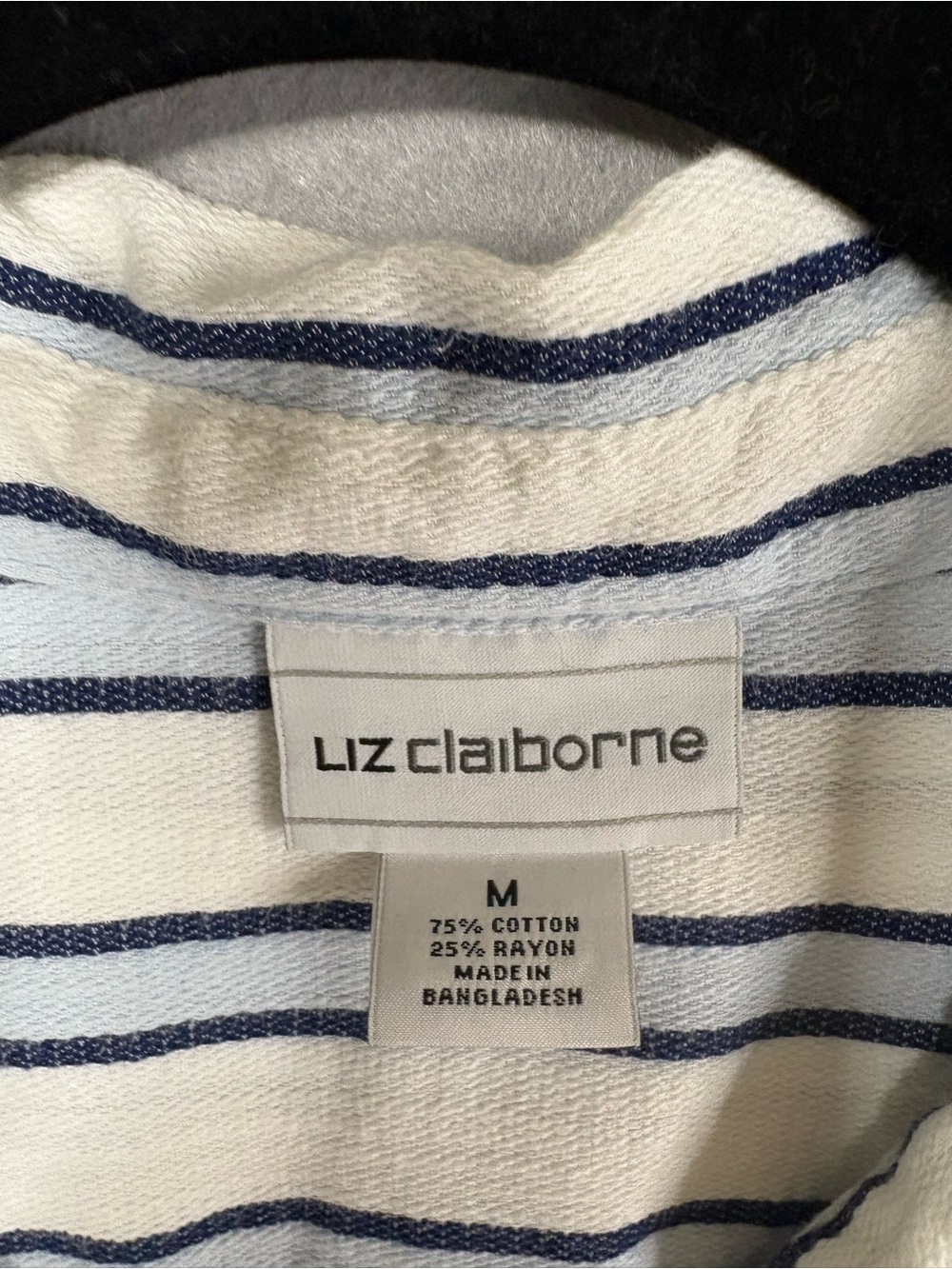 Liz Claiborne Striped Long-Sleeve Button down Shirt White/sky blue/Navy sz M - Picture 2 of 7